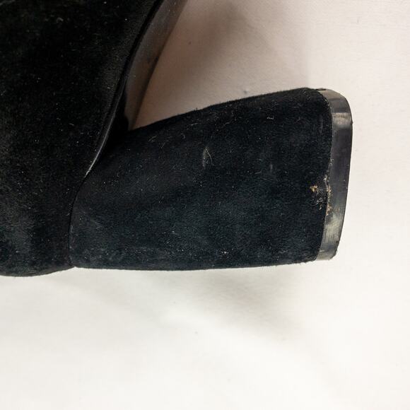 Nine West KerryLeeo Black Suede Button Ankle Booties Boots Womens 8.5 - Picture 9 of 16